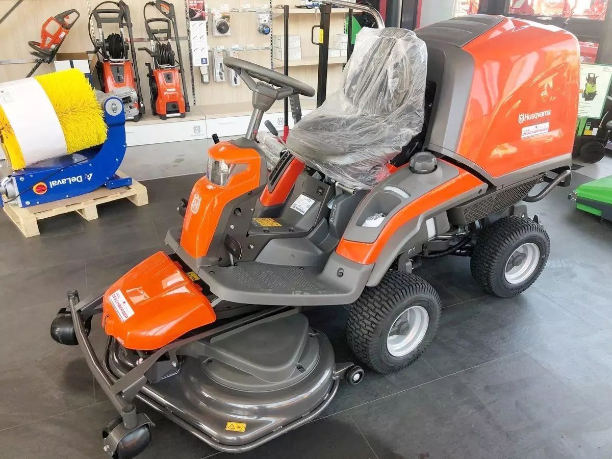 E-FARM: Husqvarna rider rc 320ts awd aufsitzmäher - Rasenmäher - id MPGSNCV - 7.992 € - Österreich