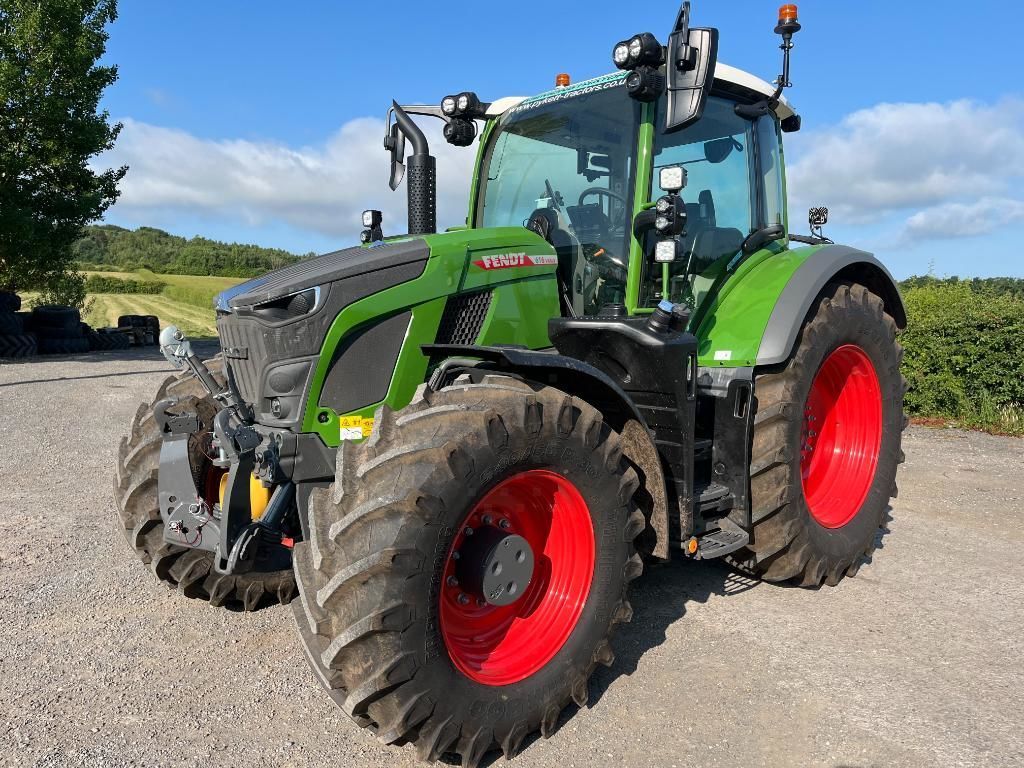 E-FARM: Fendt 616 - Tractor - id YACJYPG - €178,613 - Year of construction: 2025 - Engine hours: 675,United Kingdom