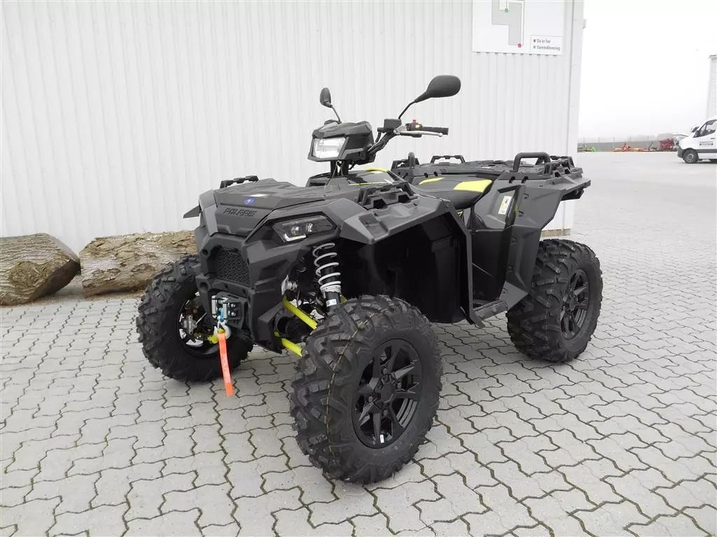 Polaris Sportsman XP 1000 S Motor vehicle €17,217