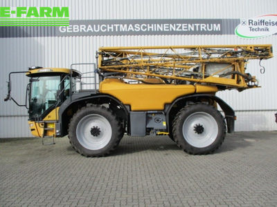 E-FARM: Challenger RoGator 635 - Sprayer - id BZ9SGDM - €83,190 - Year of construction: 2011