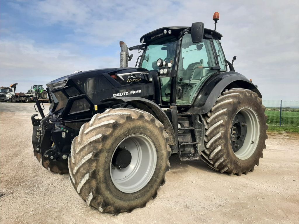 Deutz-Fahr AgroTron 7250 TTV Tractor €115,000