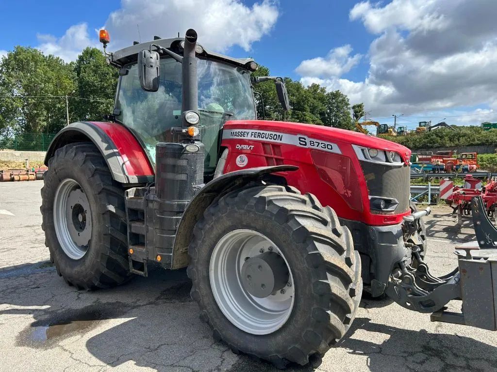 E-FARM: Massey Ferguson 8730 - Traktor - id GKMCZWL - 175.000 € - Baujahr: 2021 - Abgelesene Motorstunden: 2.700,Motorleistung (PS): 300,Frankreich