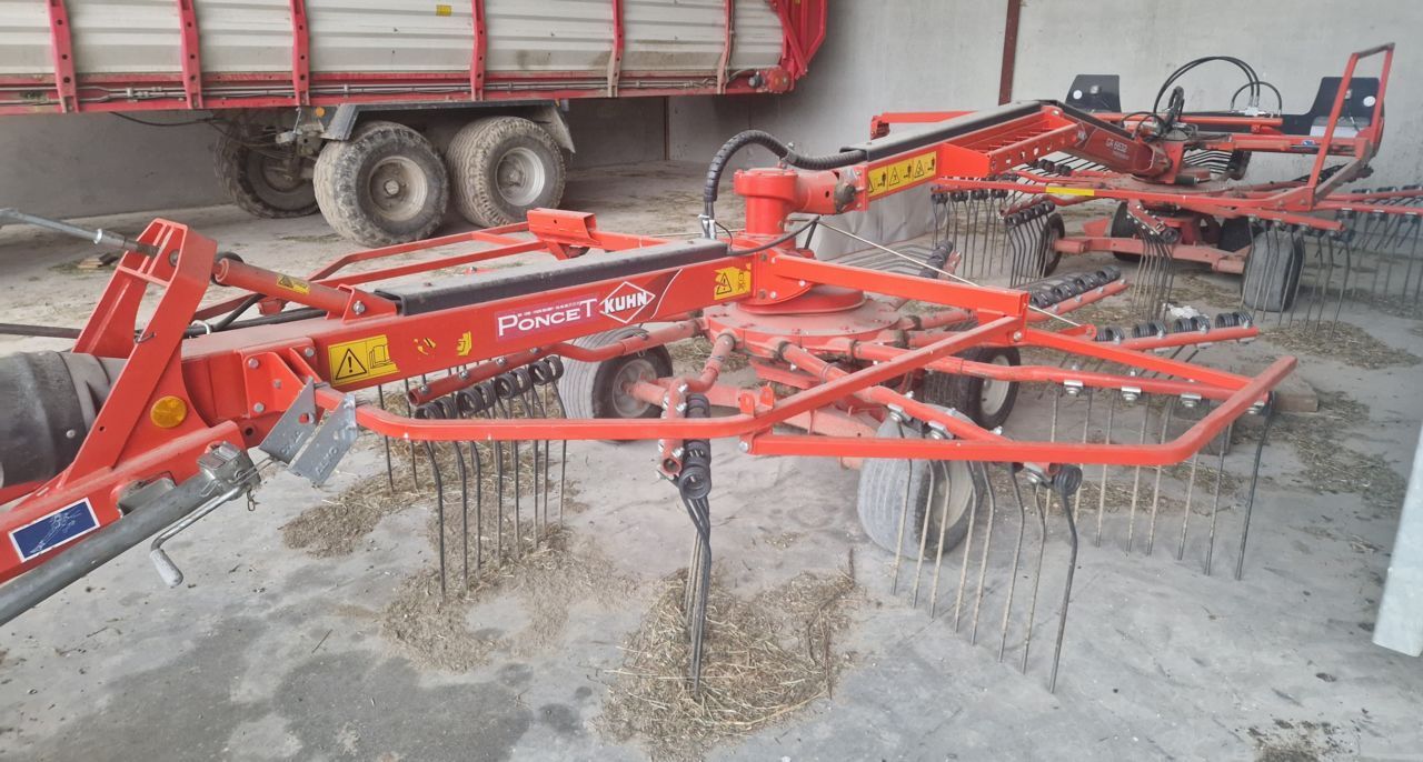 E-FARM: Kuhn GA 6632 - Voltafieno - id HALL8UB - 11.500 € - Anno di costruzione: 2016 - Francia