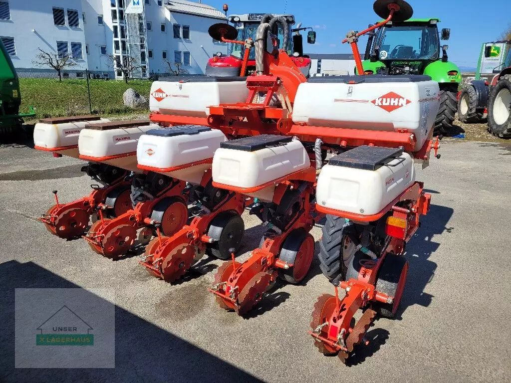 E-FARM: Kuhn maxima 5-reihig - Seminatrice di precisione - id I48WFSJ - 15.000 € - Anno di costruzione: 2004 - Austria