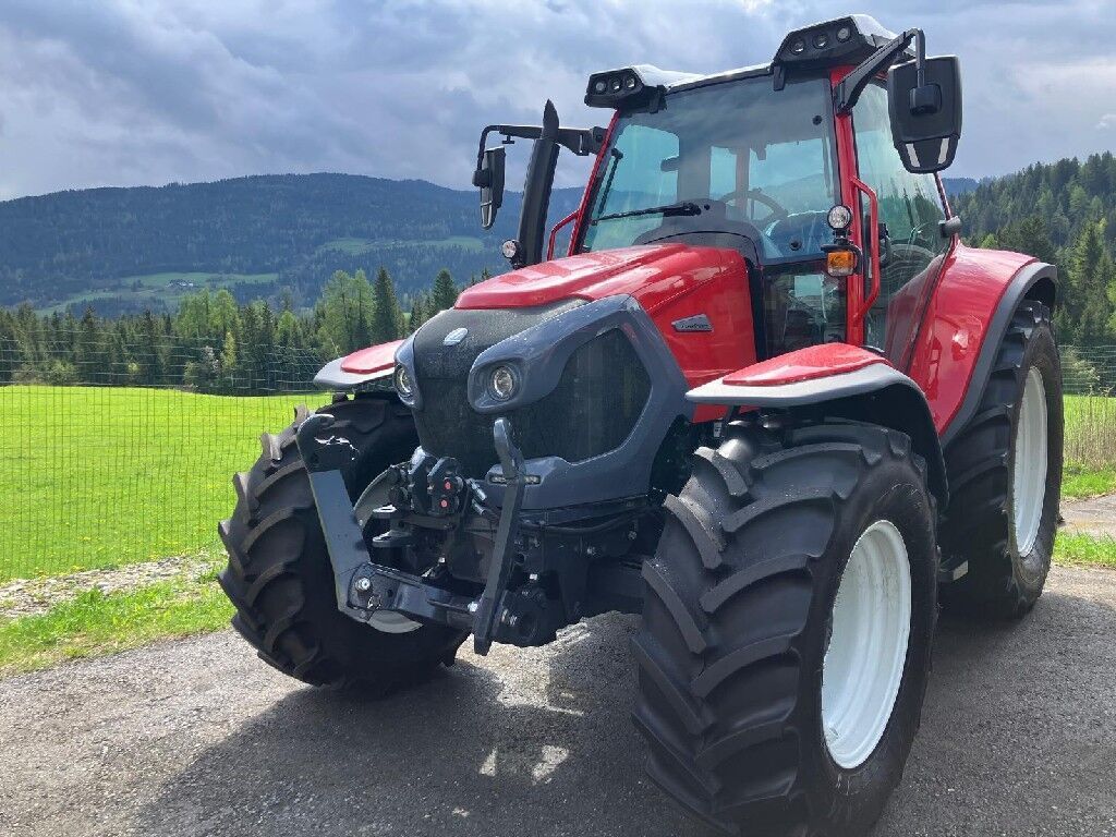 Lindner Lintrac 95 LS Tractor €79,084
