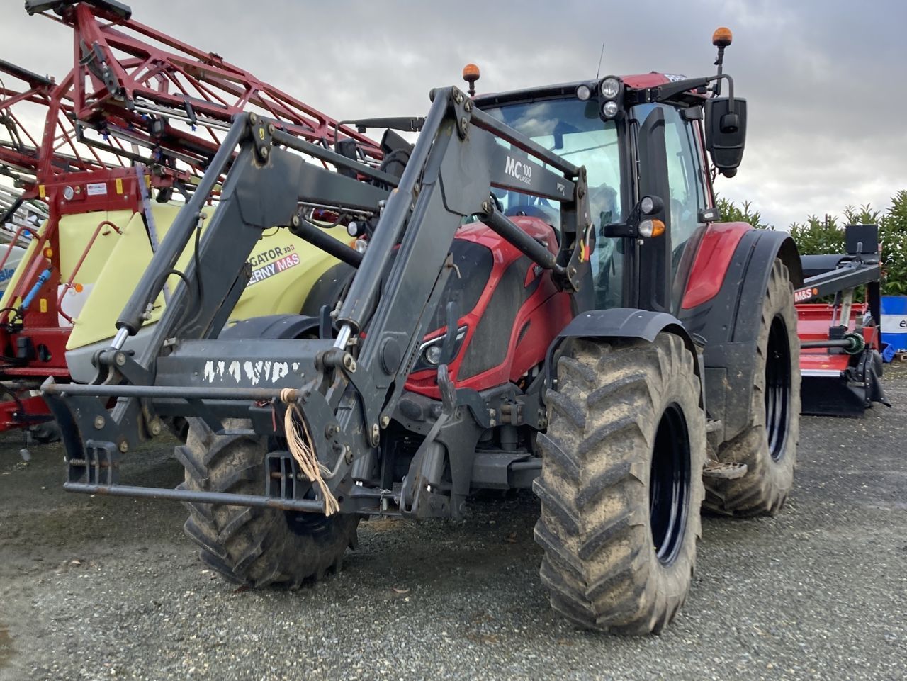 E-FARM: Valtra N134 HiTech - Tractor - id 9CME3V3 - 79.000 € - Año: 2021 - Horas: 1300,Potencia del motor: 135,Francia