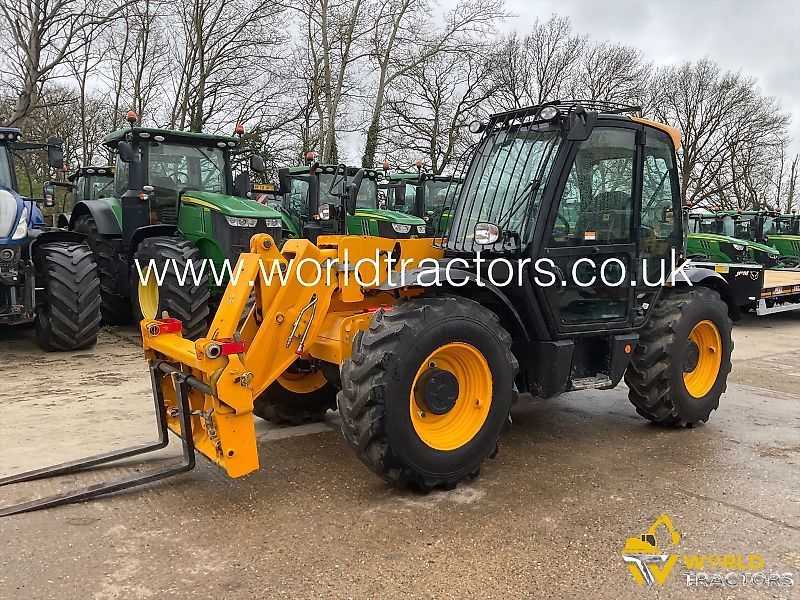 JCB 531-70 Teleszkópos rakodó 33 806 EUR