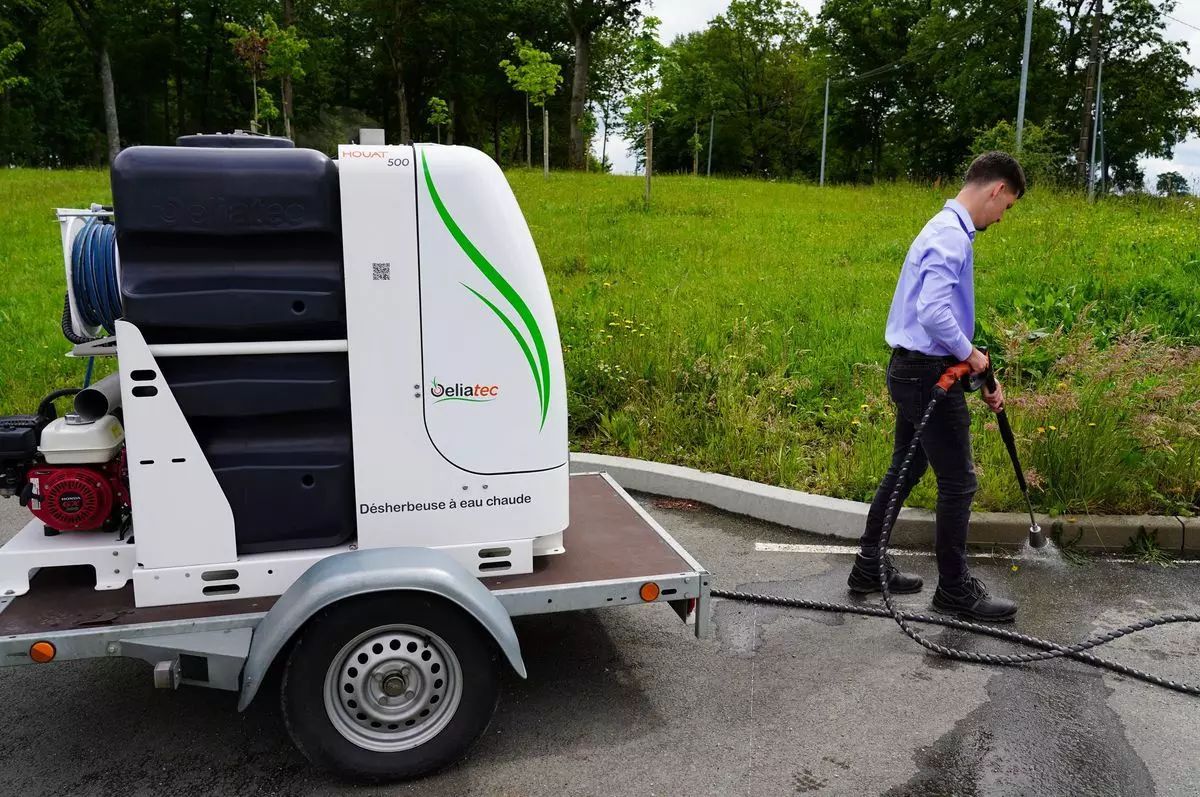 E-FARM: sonstige oeliatec houat unkraufbekämpfung heißwasser - Tondeuse - id SDFQIPJ - 24 090 € - Autriche