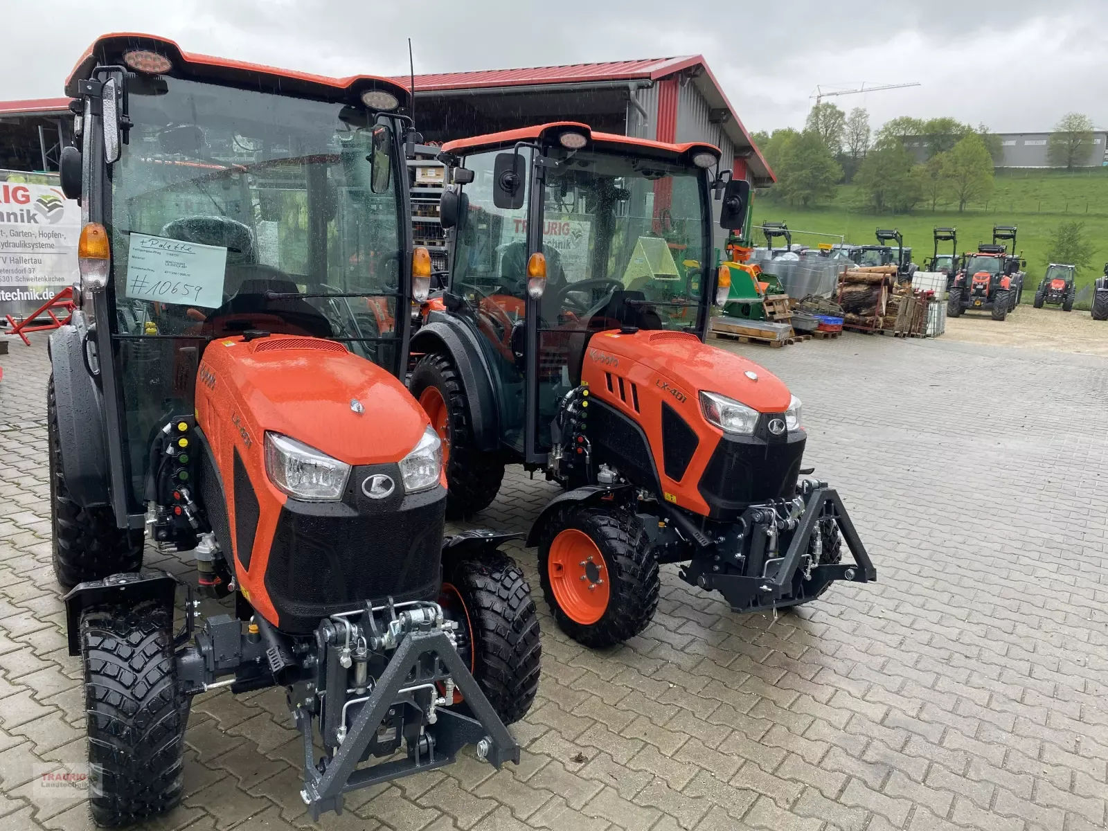 E-FARM: Kubota lx401 cab - Trattore - id UINSSSM - Anno di costruzione: 2023 - Potenza del motore: 40,Germania