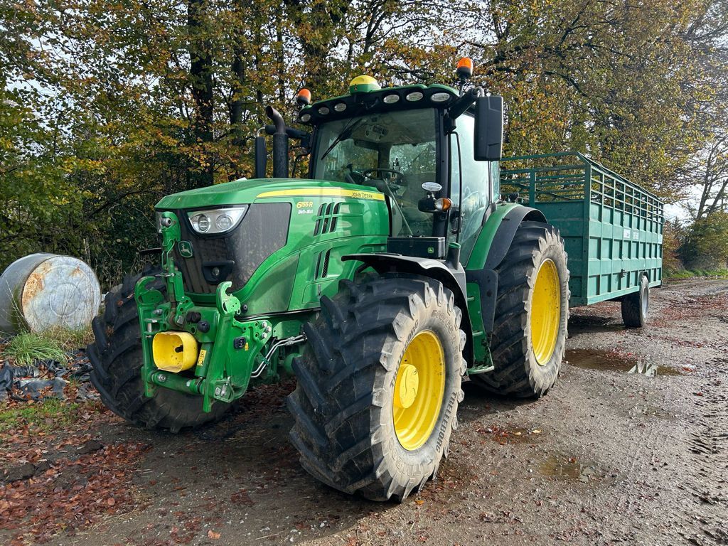 E-FARM: John Deere 6155 R - Tractor - id KL7YHH5 - 122.000 EUR - Anul: 2021 - Citeste ore: 1.900,Muterea motorului: 155,Franța