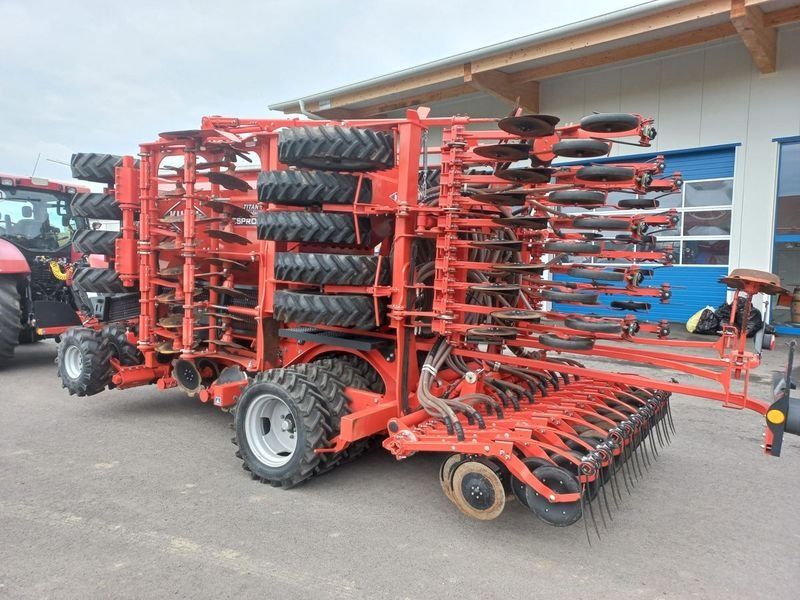 Kuhn Espro 6000 R drill €76,000