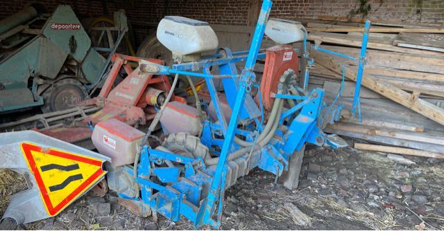 E-FARM: Monosem 4 rangs - Taladro de precisión - id VBQ5KCE - Año: 1998 - Francia
