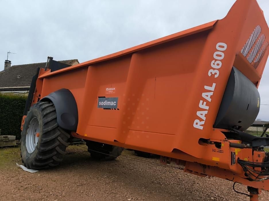 sodimac rafal3600 manure_compost_spreader 24 000 €