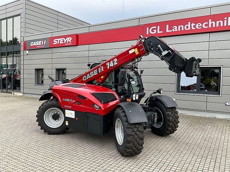 E-FARM: Case IH farmlift 742 - Телескопичен товарач - id DJHNAPT - Година на построяване: 2024 - Мощност на двигателя (HP): 141,4,Германия