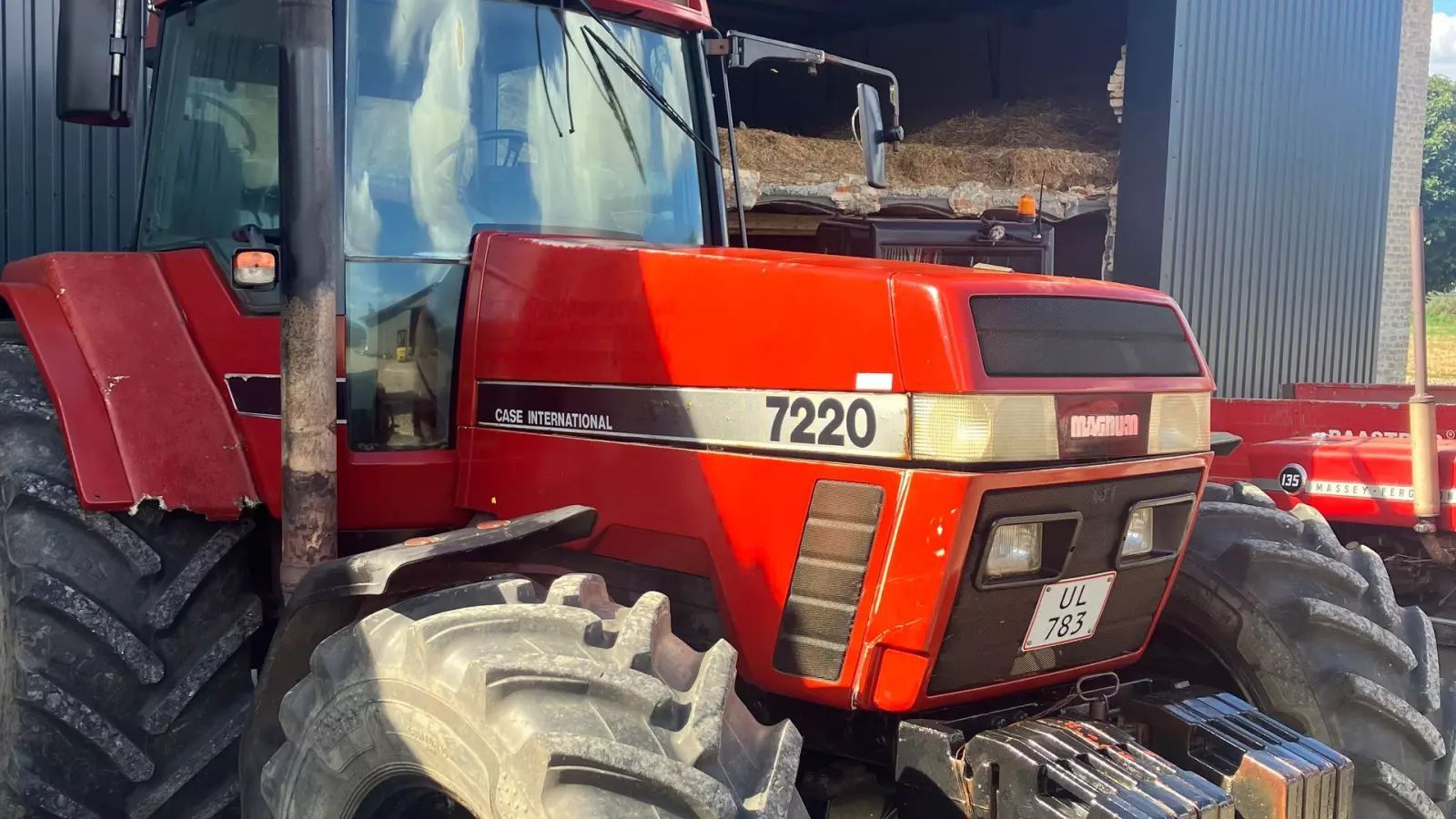 Case IH Magnum 7220 Tractor