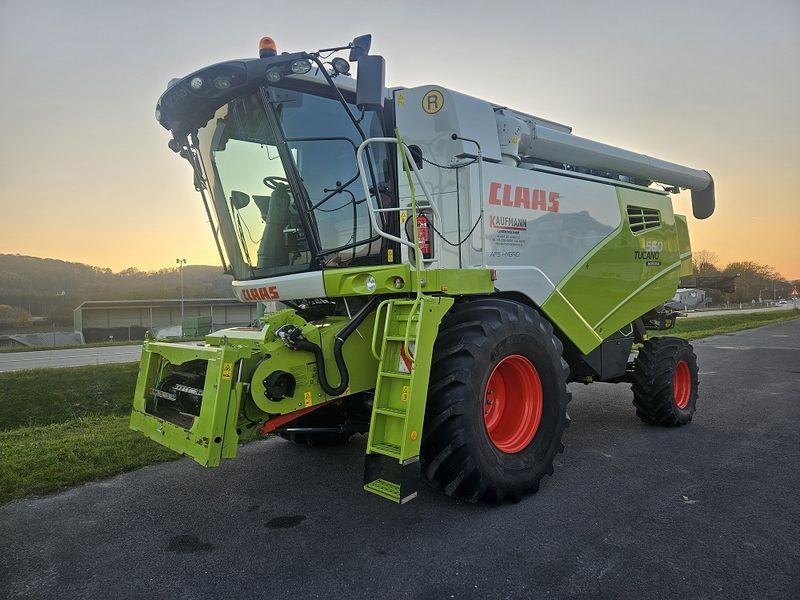 Claas Tucano 560 Montana Combine harvester €198,000
