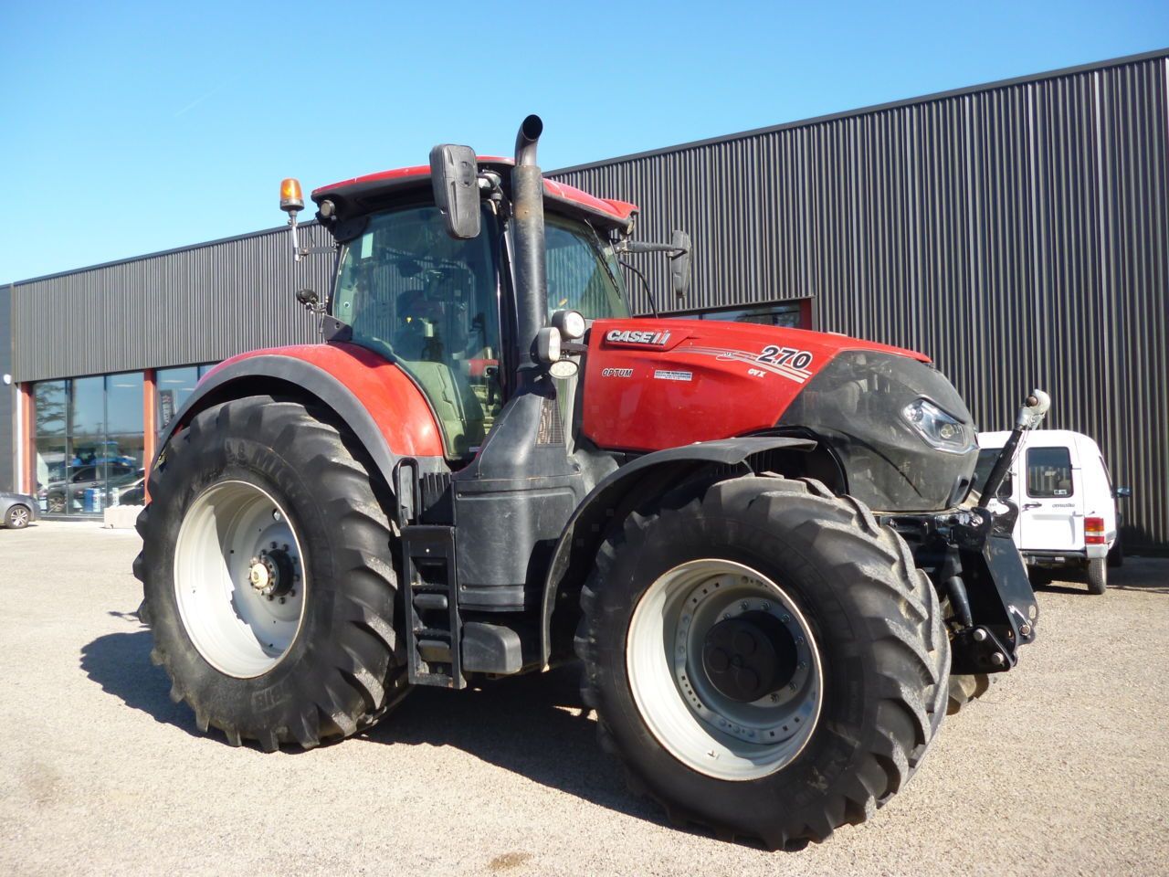 E-FARM: Case IH Optum 270 CVX - Tractor - id W3QI5VJ - 128.000 EUR - Anul: 2016 - Citeste ore: 3.300,Muterea motorului: 270,Franța