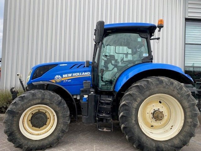 E-FARM: New Holland T7.190 - Tractor - id FPMMRTS - €74,000 - Year of construction: 2018 - Engine hours: 3,706,Engine power (HP): 150,France