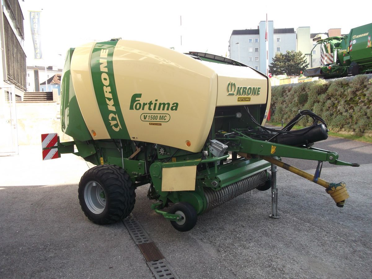 E-FARM: Krone Fortima V 1500 - Empacadora - id BKPJ3NP - 25.709 € - Año: 2015 - Austria