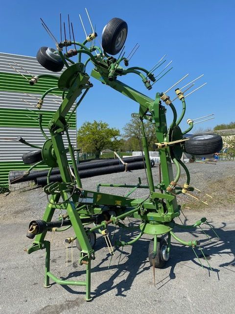 E-FARM: Krone KW 7.82/6x7 - Kreiselheuer - id BDG2FLG - 5.800 € - Baujahr: 2013 - Frankreich