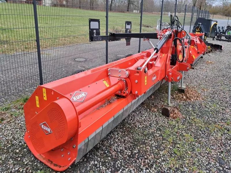 E-FARM: Kuhn RM 610 R - Topper - id PTAL46R - €29,000 - Year of construction: 2022 - Germany