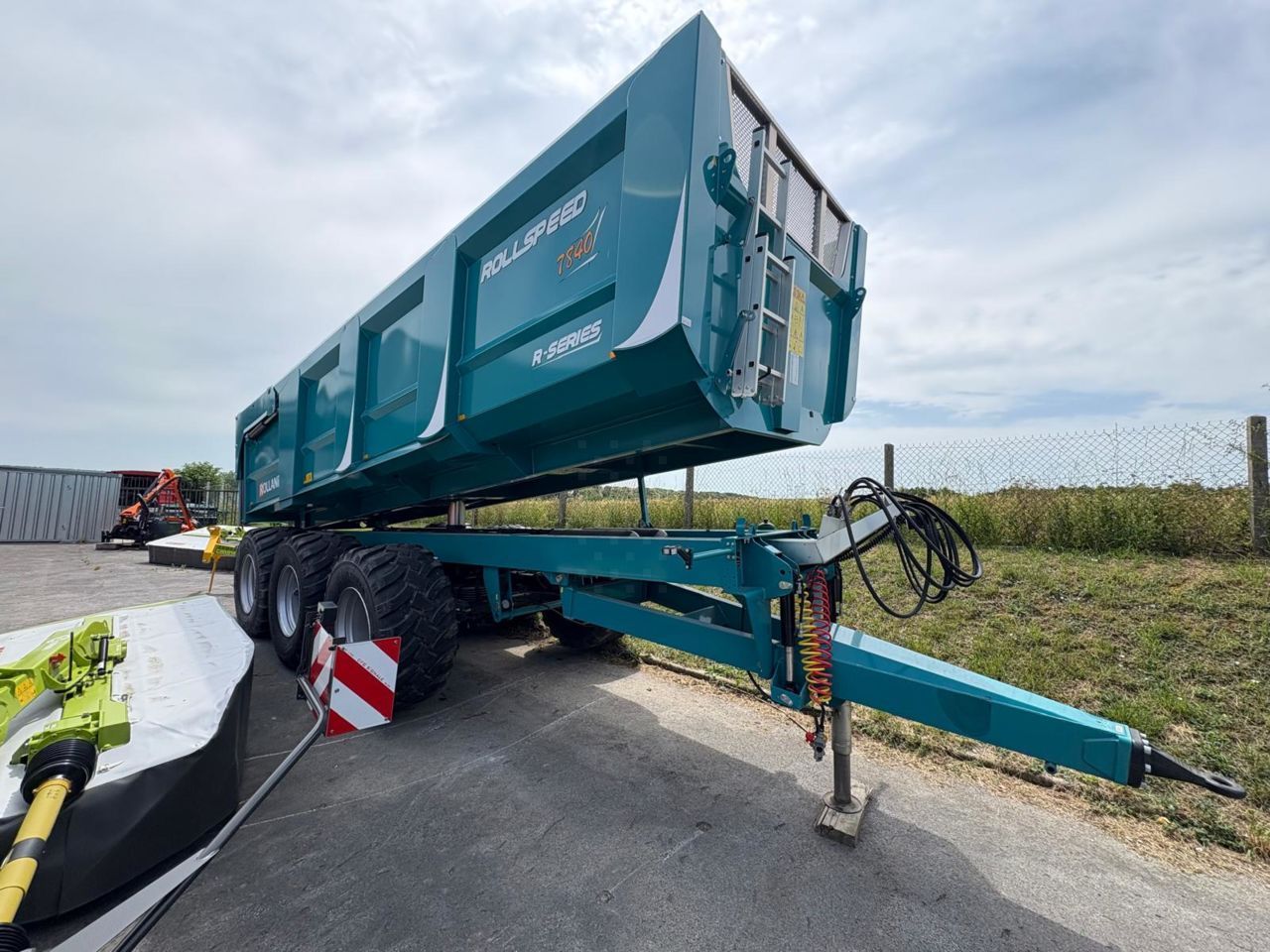 E-FARM: Rolland ROLLSPEED 7840 - Benne - id ARHQWZZ - 59 800 € - Année: 2024 - France