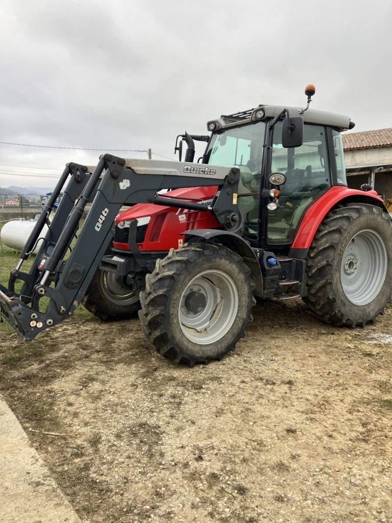 Massey Ferguson 5710 SL Traktor 49 000 €