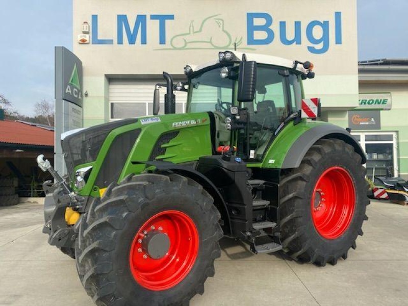 Fendt 828 Vario ProfiPlus tractor €249,500