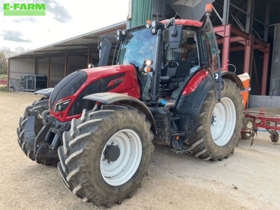 E-FARM: Valtra N174 Direct - Tractor - id F49BKBF - €109,000 - Year of construction: 2019 - Engine hours: 1,700,Engine power (HP): 174,France