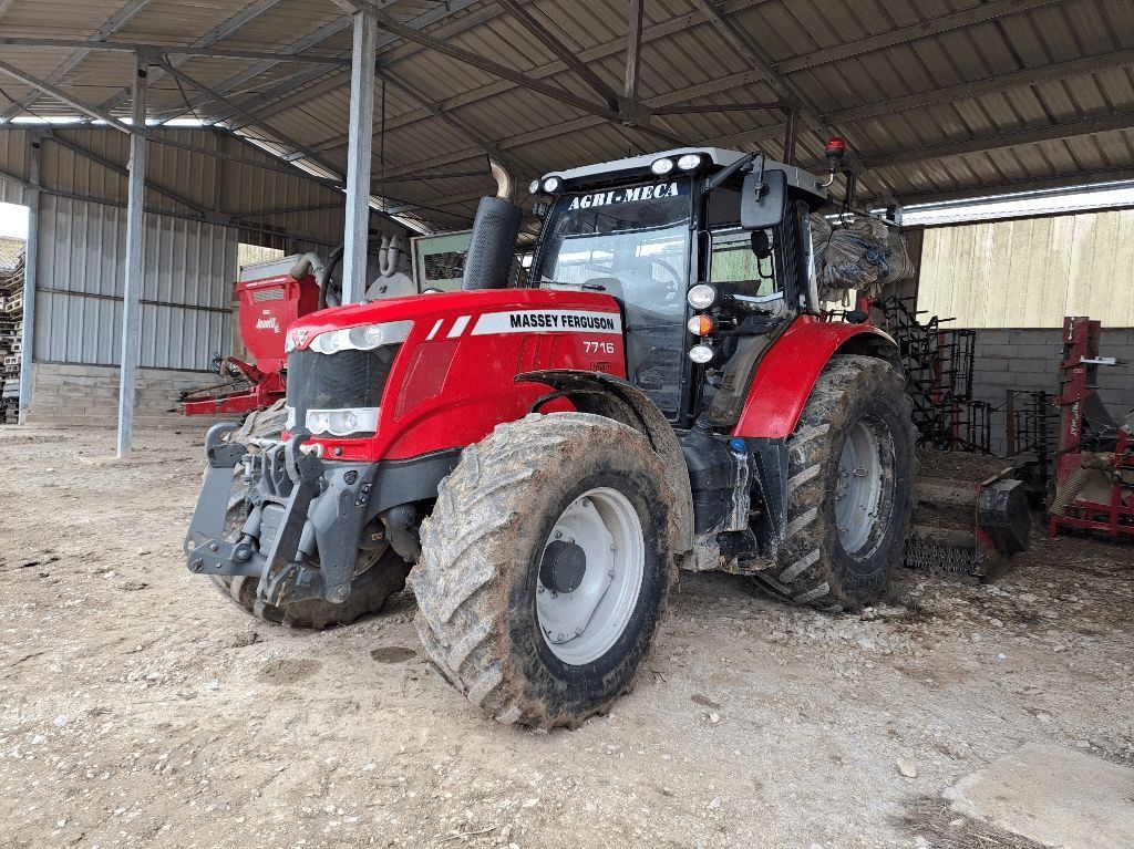 E-FARM: Massey Ferguson 7716 - Traktor - id JISCU8X - 58.000 € - Baujahr: 2017 - Abgelesene Motorstunden: 5.250,Motorleistung (PS): 160,Frankreich