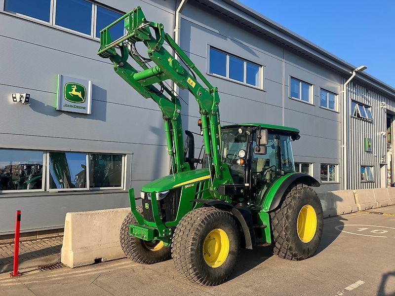 John Deere 5100 M Tractor 57.337 EUR