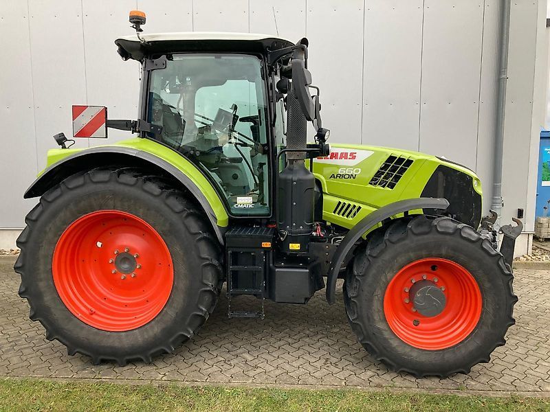 Claas Arion 660 CMATIC Tractor €109,000