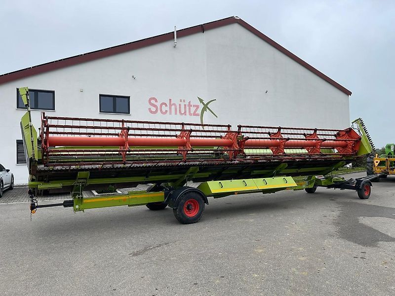 E-FARM: Claas schneidwerk v1050 inkl. raps, bj. 2008 - Erntevorsatz - id IH1W3QP - 17.500 € - Baujahr: 2008 - Deutschland