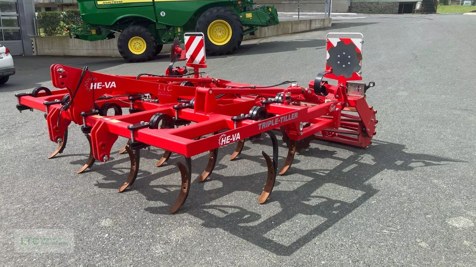 E-FARM: sonstige heva triple tiller - Cultivateur - id WFYPICQ - 7 750 € - Année: 2023 - Autriche