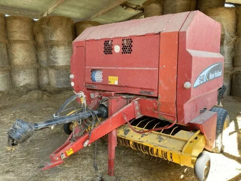 E-FARM: New Holland presse 548 - Presse à balles - id C8DSVYS - 6 000 € - France