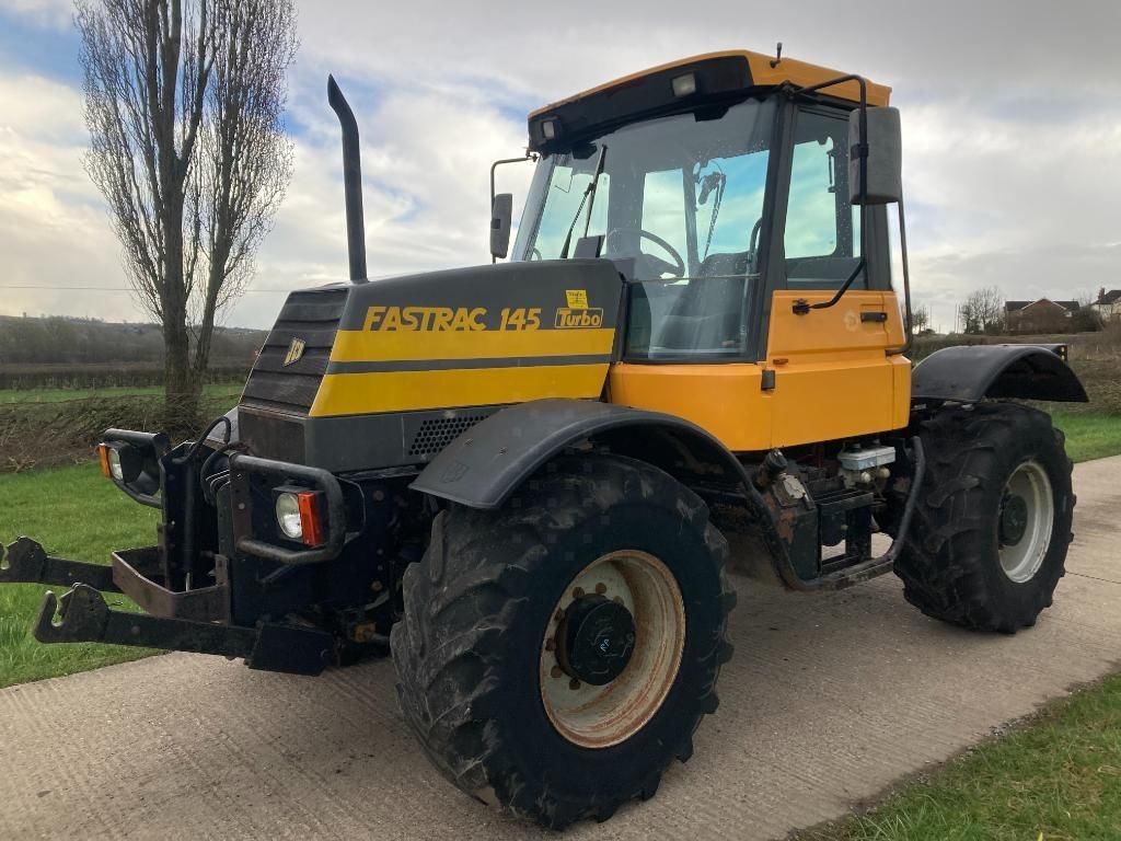 JCB Fastrac 145 tractor 19.147 €