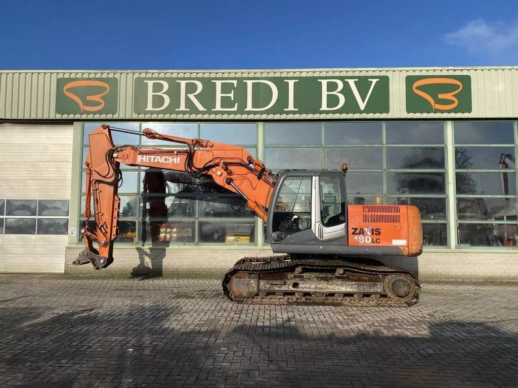 E-FARM: Hitachi zx 180 lc-3 - Экскаватор - id CGDCHIE - Год