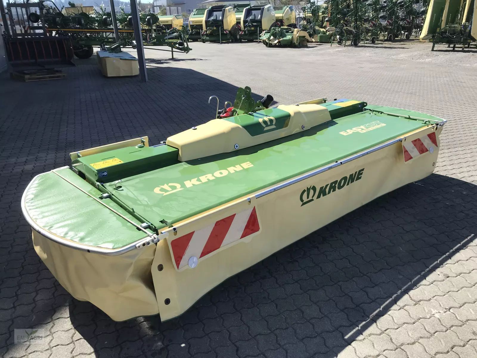 Krone EasyCut F 320 Faucheuse 11 900 €