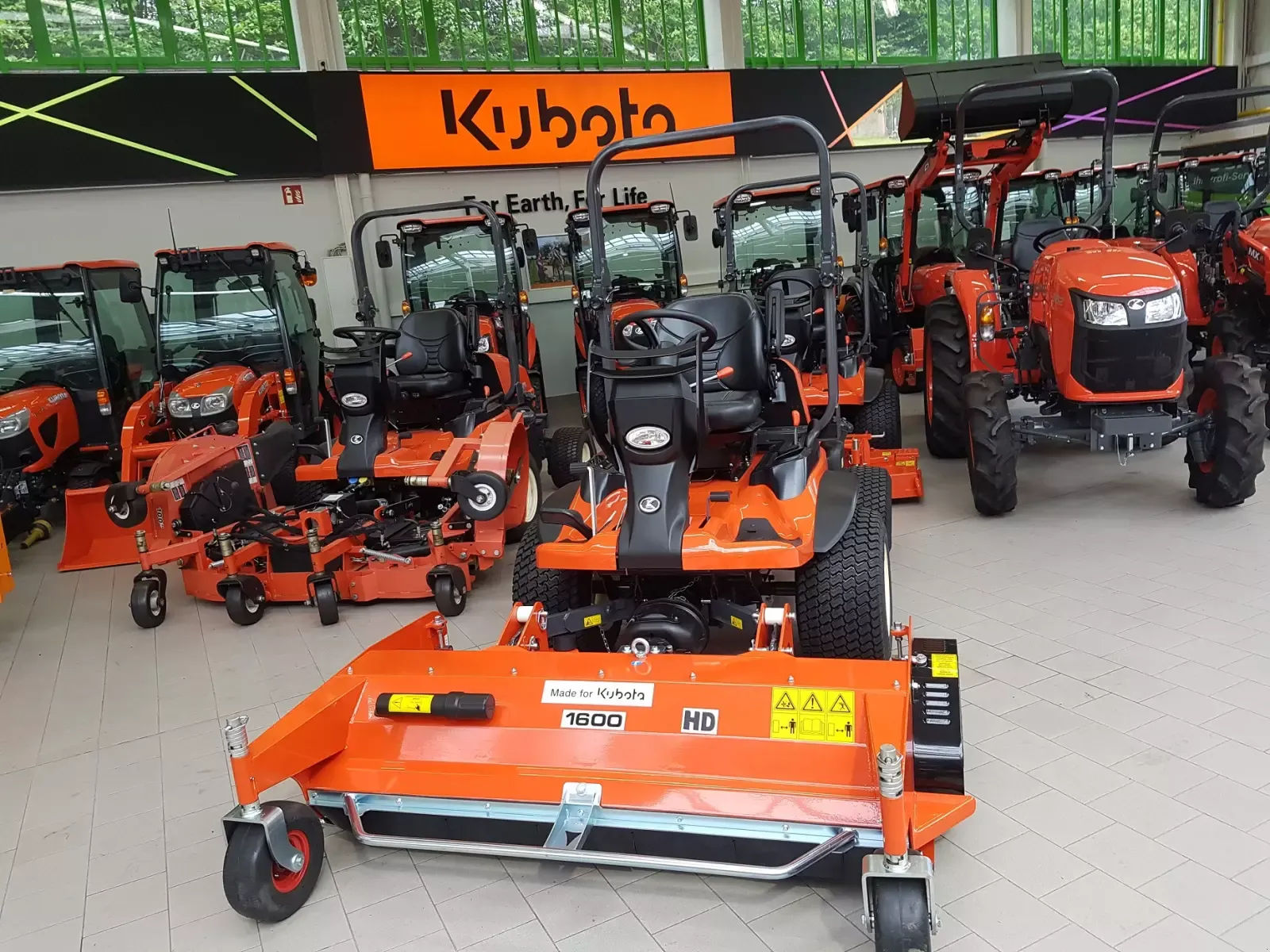 E-FARM: Kubota F251 - Faucheuse à fléaux - id F4AHAFJ - 4 800 € - Année: 2025 - Allemagne