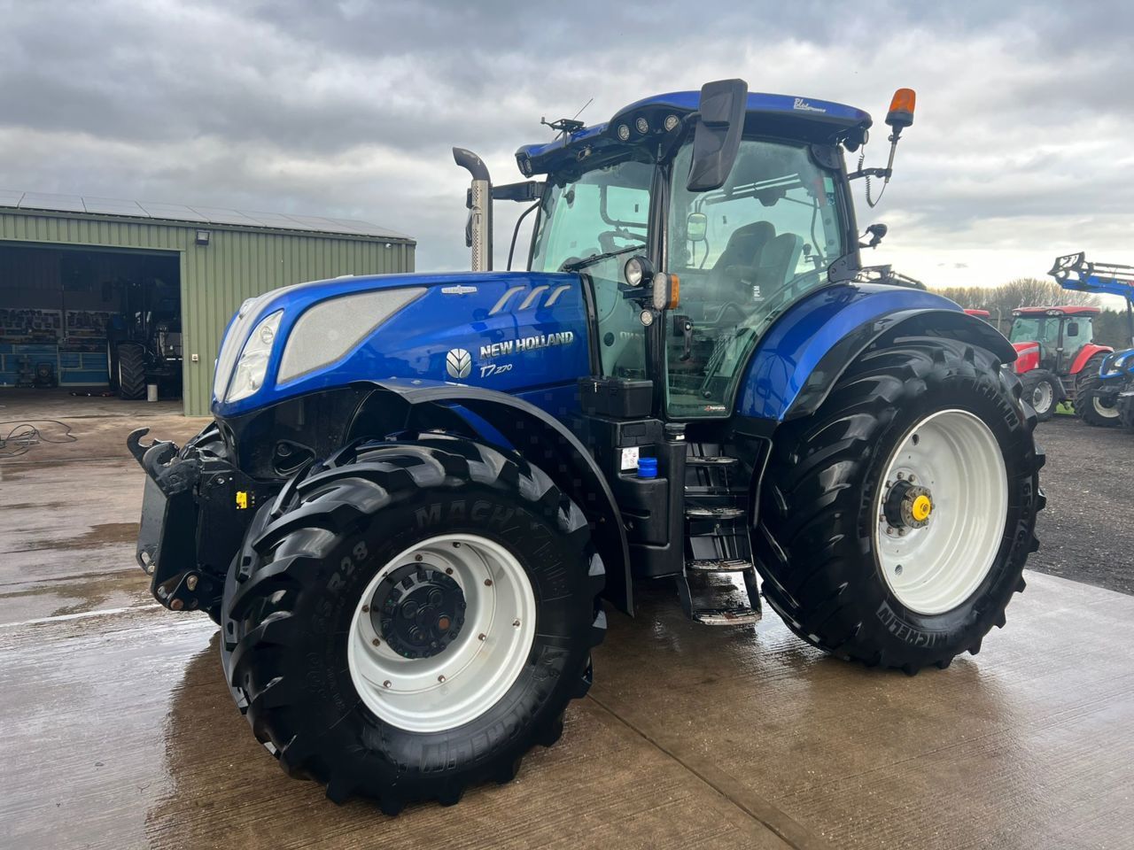 New Holland T7.270 Tractor €104,943