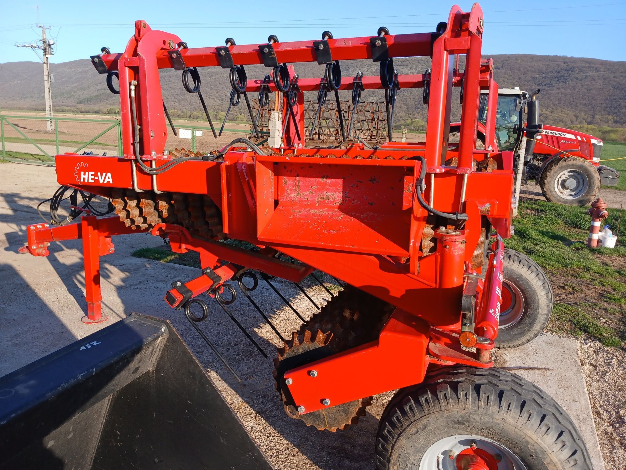 HE-VA 630 Prasy i wały 13 350 €