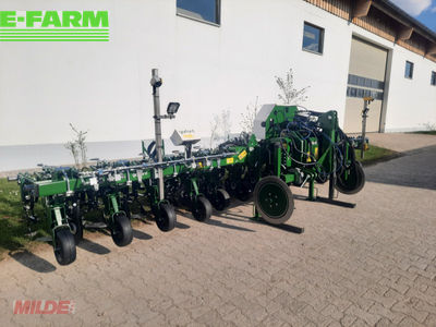 robocrob garford robo crob - Autre travail du sol - id PKPYNZK - 72 500 € - Année: 2022 | E-FARM