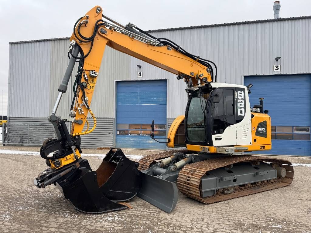 Liebherr r 920 Excavadora de orugas 222.810 €