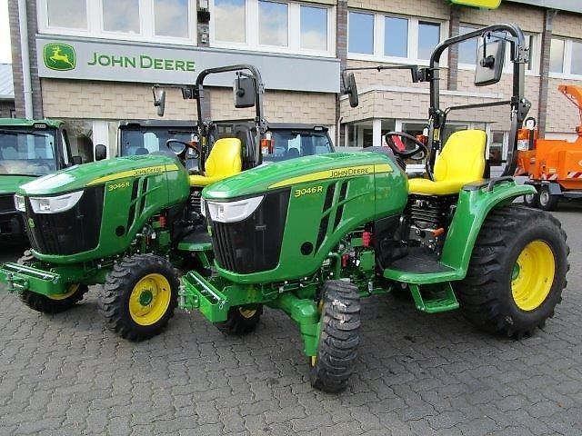 E-FARM: John Deere 3046 R - Tractor - id RSVFBQA - 29.750 € - Año: 2022 - Horas: 168,Potencia del motor: 45,Alemania