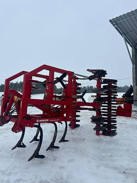 HORSCH Terrano 4 FX Cultivator €18,155