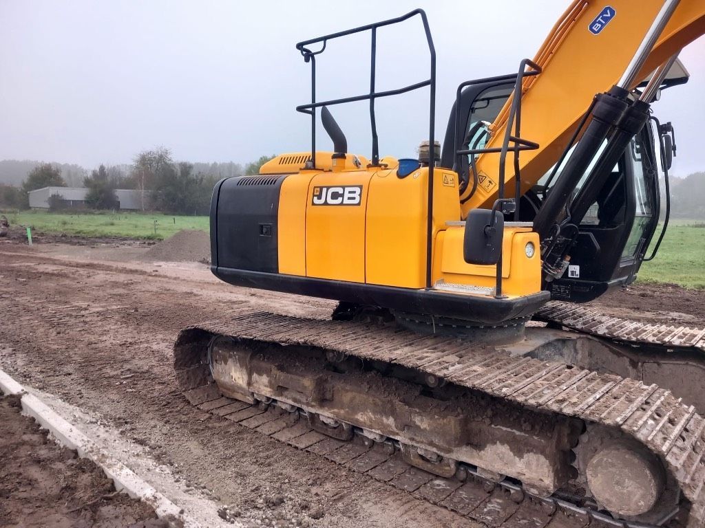 JCB 190 Excavadora de orugas 38.000 €