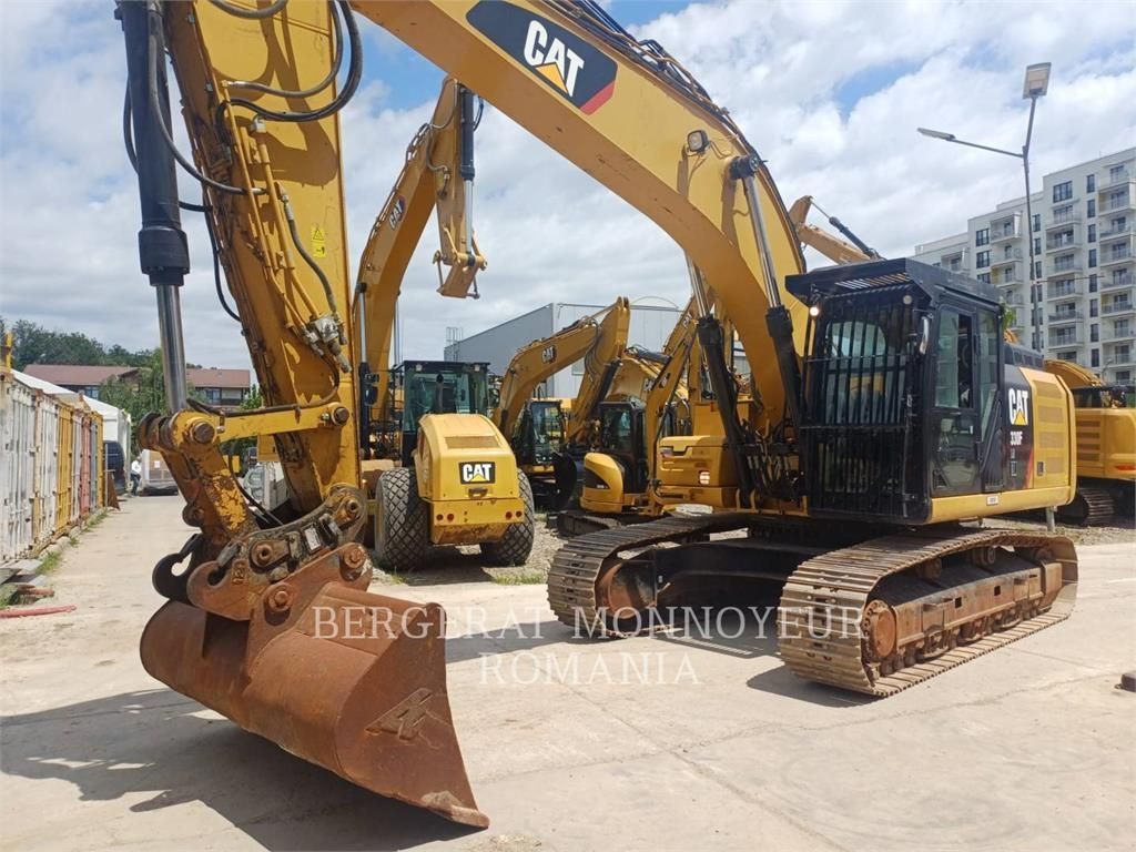 Caterpillar 330fln Excavator pe șenile 168.540 EUR