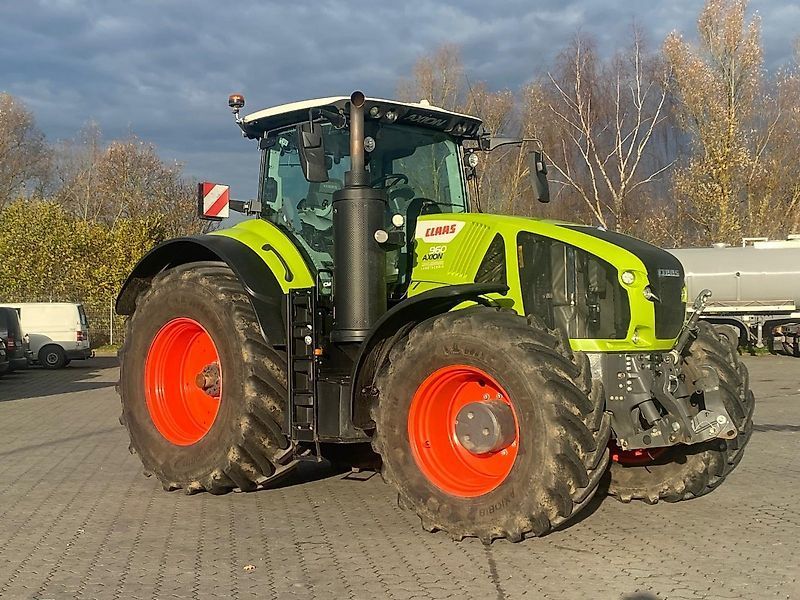 E-FARM: Claas Axion 960 - Traktor - id 6YYQRW6 - 189.000 € - Baujahr: 2023 - Abgelesene Motorstunden: 1.470,Motorleistung (PS): 439,Deutschland