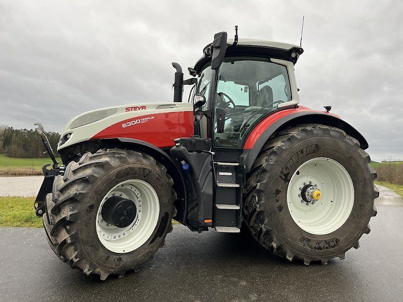 E-FARM: Steyr Terrus 6300 CVT - Traktor - id MLGAIUV - 137.500 € - Baujahr: 2021 - Abgelesene Motorstunden: 2.000,Motorleistung (PS): 300,Deutschland
