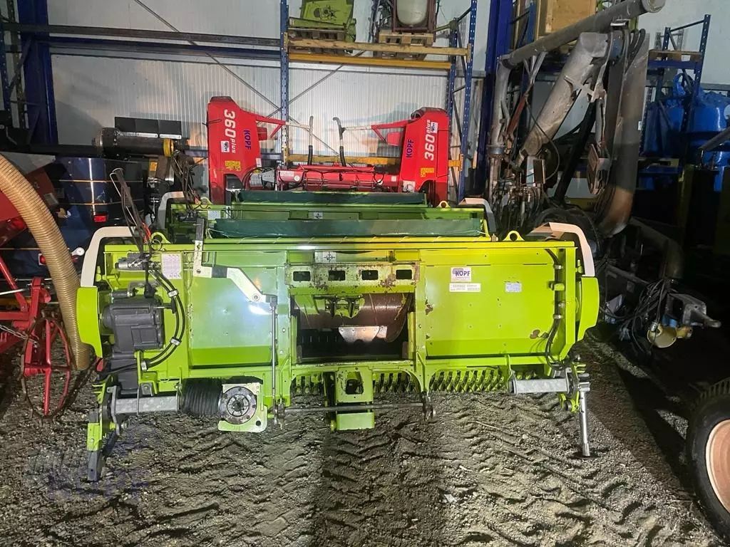 Claas Pick Up 300 Profi Header €16,900